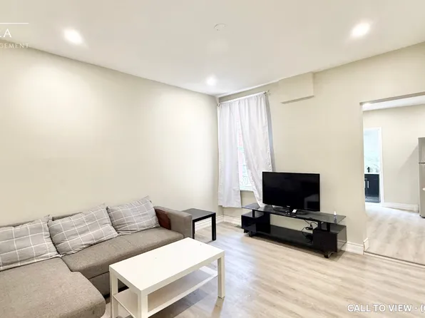 294 Ossington Ave #1, Toronto, ON M6J 3A3