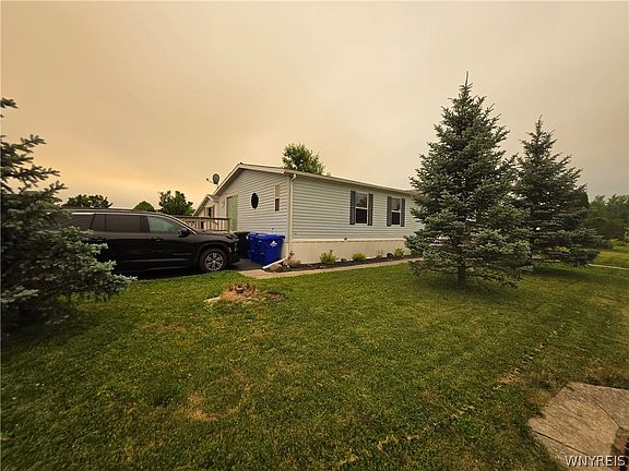 4th image of 1215 Ridgewood Dr