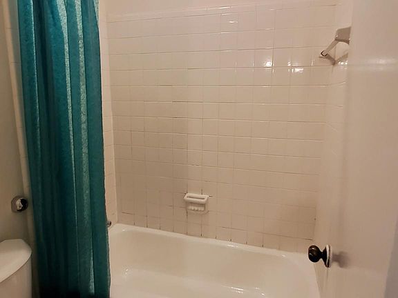 3rd image of 8756 Wilcrest Dr