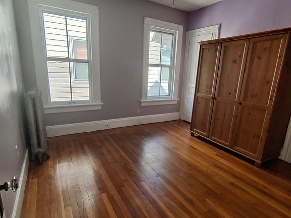 5th image of 811 Orange St