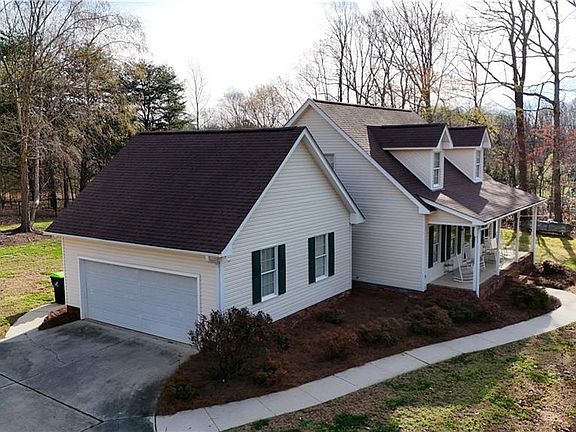 3rd image of 8570 Linville Rd