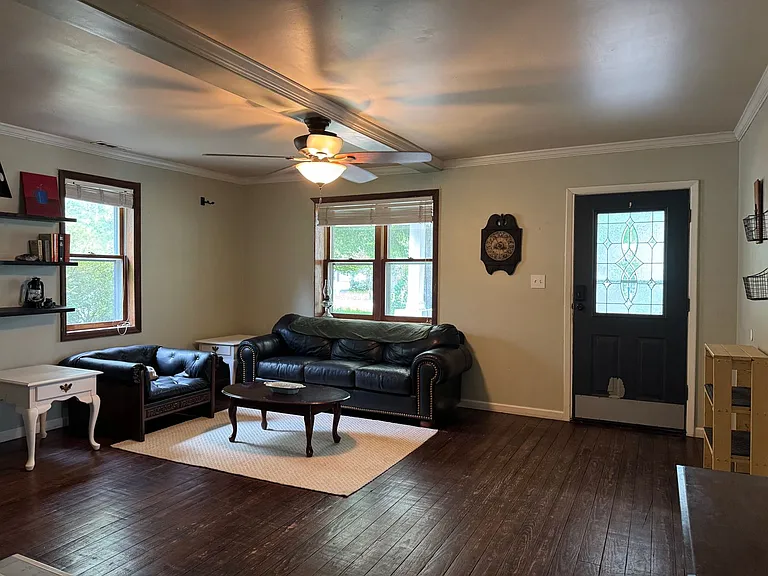 312 Beach St — Photo 4