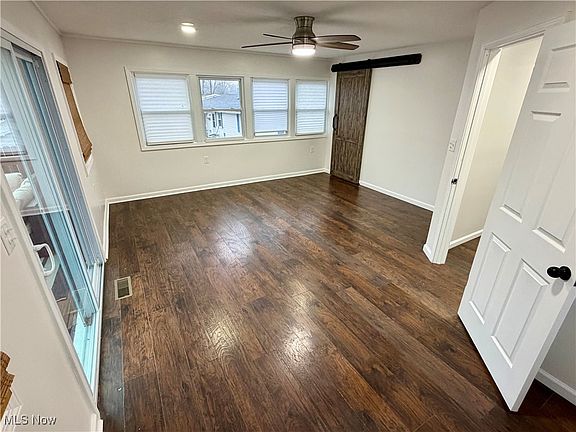 5th image of 33765 Henwell Rd