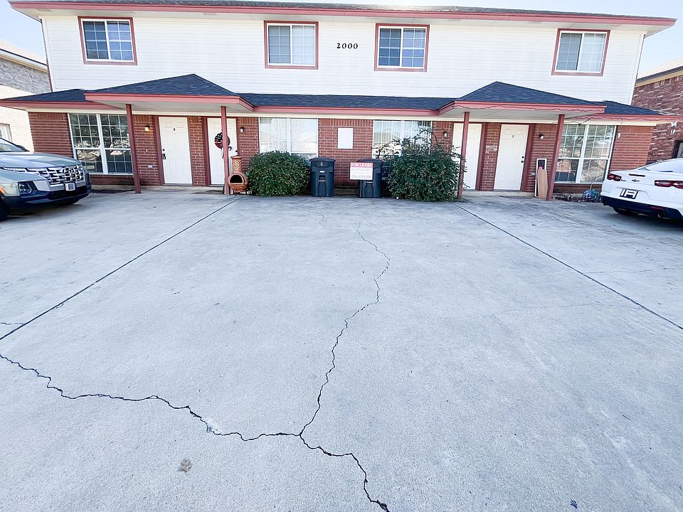 1st image of 2000 Monte Carlo Ln APT A