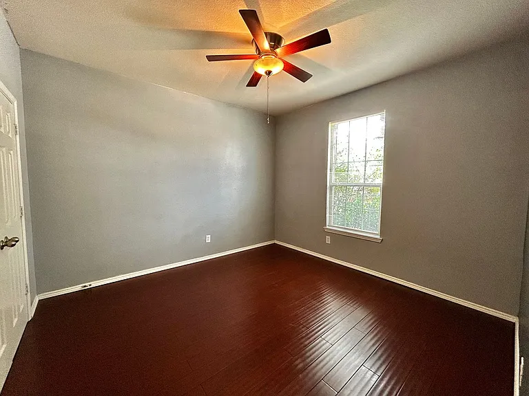 5837 Fantail Dr — Photo 14