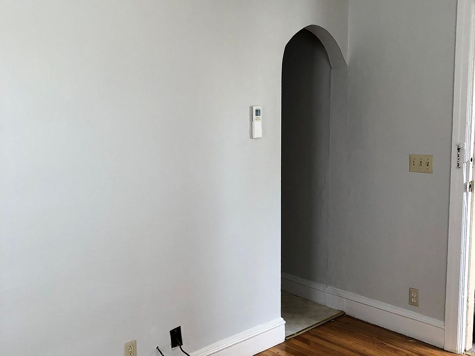 1st image of 185 Bluff Ave #2B