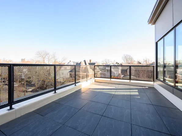454 Harvard St, Brookline, MA
