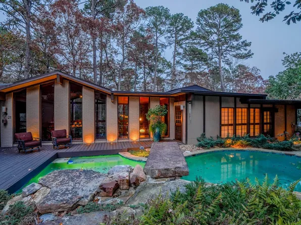 21 River Valley Rd, Little Rock, AR 72227