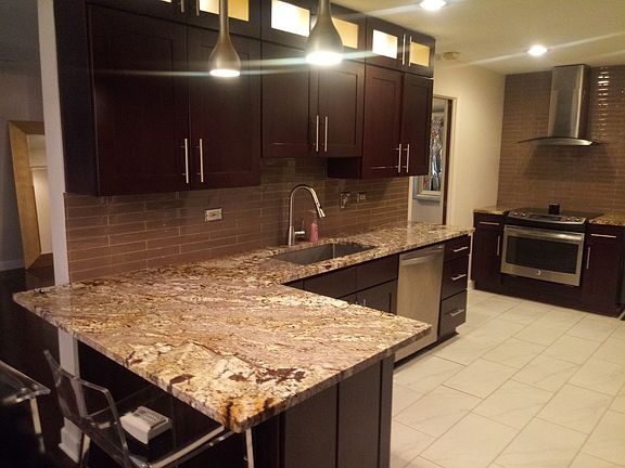 4th image of 700 N Bruce Ln APT 309