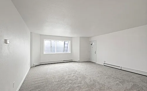 3921 Peterkin Ave #3 Photo 1 3921 Peterkin Ave #3 Photo 1