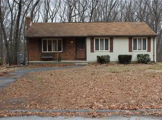 7 1/2 Apple Tree Ln, Johnston, RI 02919