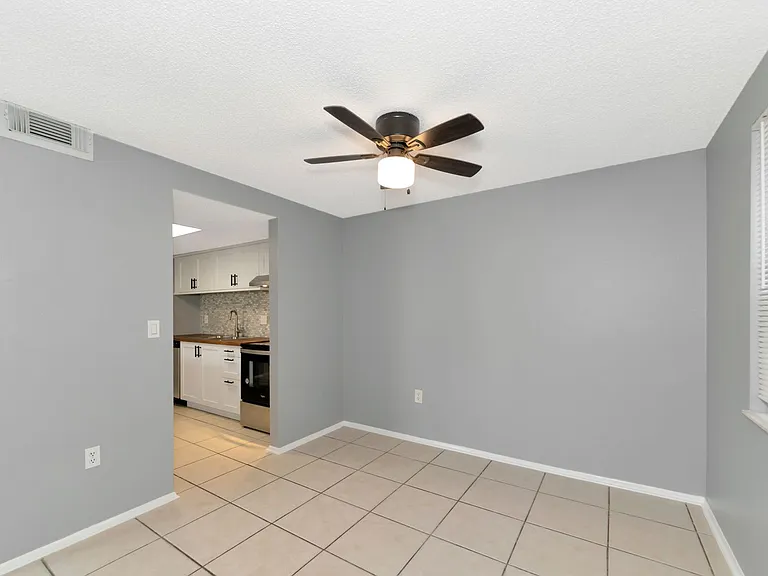 5026 Water Oak Dr #109 — Photo 4