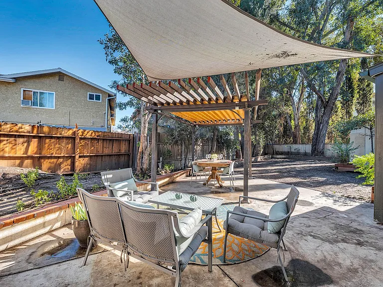 5338 Campo Rd — Photo 19
