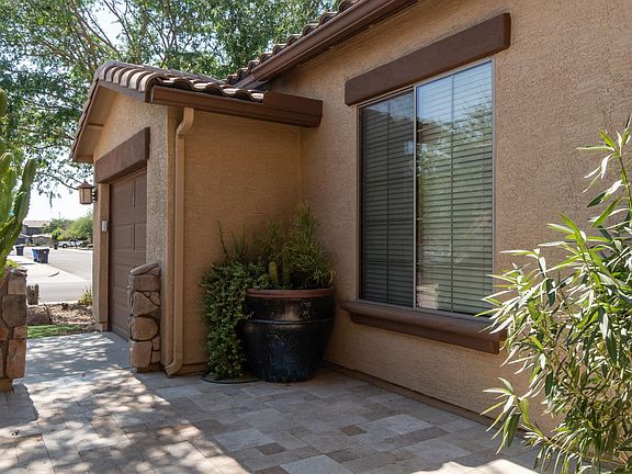 4th image of 2883 S SOUTHWIND Drive
