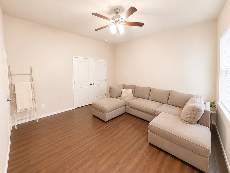 21570 Spear Valley Ln — Photo 11
