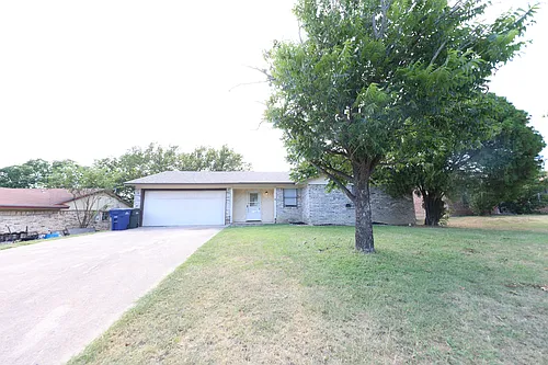 1415 Janet Ln Photo 1