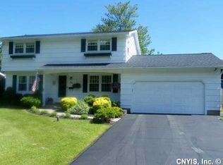 53 Bayberry Cir, Liverpool, NY 13090