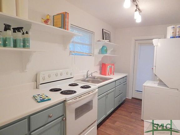 5th image of 506 1/2 E 61st St