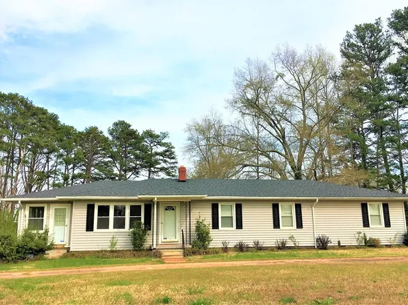 228 Country Junction Rd, West Union, SC 29696