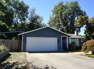 384 69th Pl, Springfield, OR 97478