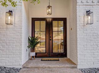 10303 Chevy Chase Dr, Houston, TX 77042