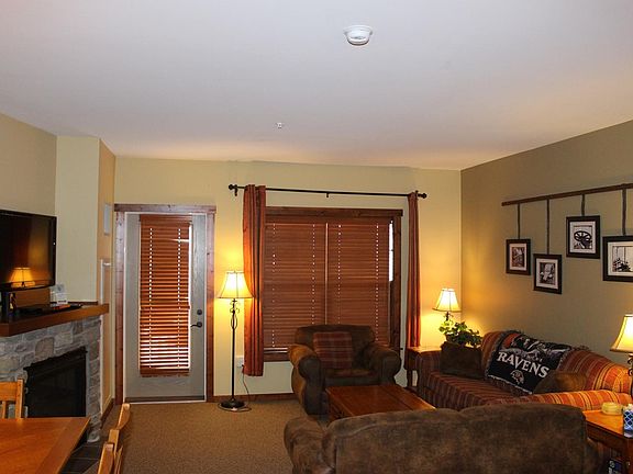 4th image of 206 Soaring Eagle Ldg
