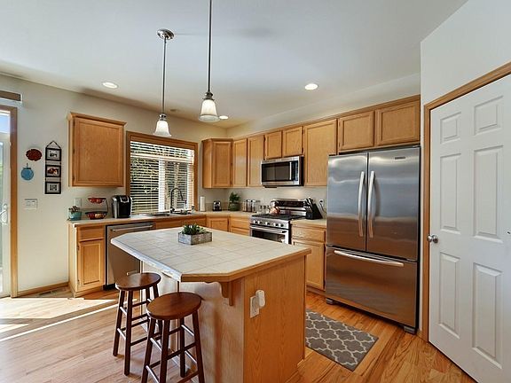 2nd image of 4414 143rd St SW
