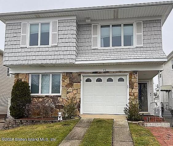 1st image of 15 Tudor St