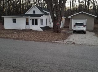 201 Leroy St, Belding, MI 48809
