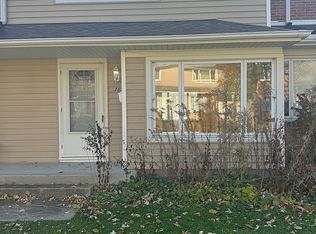 78 Birch St, Park Forest, IL 60466