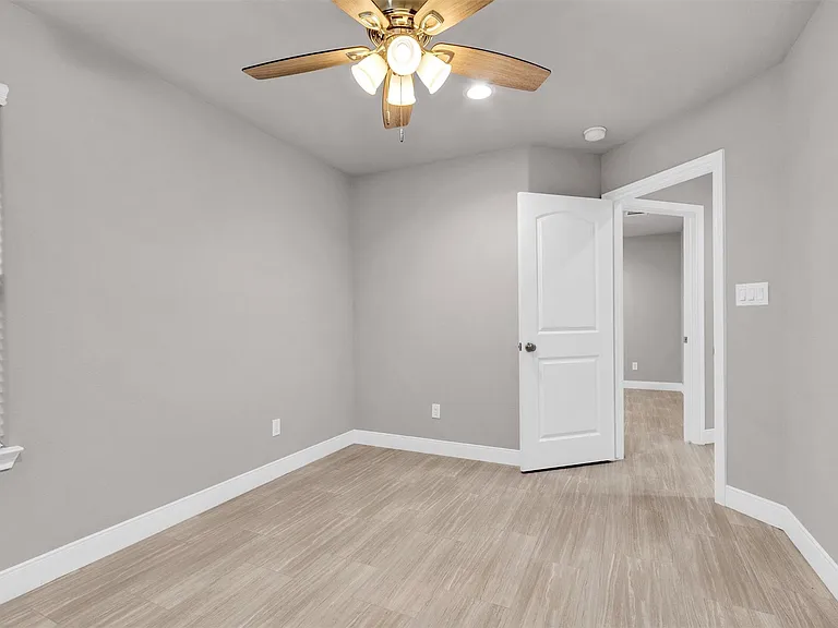 11158 Lake Dr — Photo 15