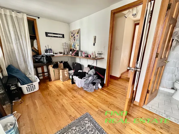 107 West 69th Street image 16 of 17