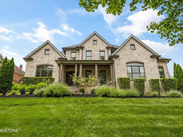 501 Lone Willow Dr, Farragut, TN 37934