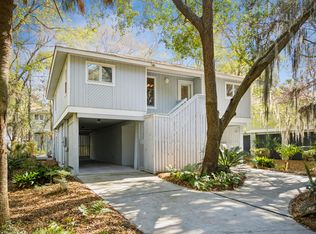 32 Twin Oaks Ln, Isle Of Palms, SC 29451