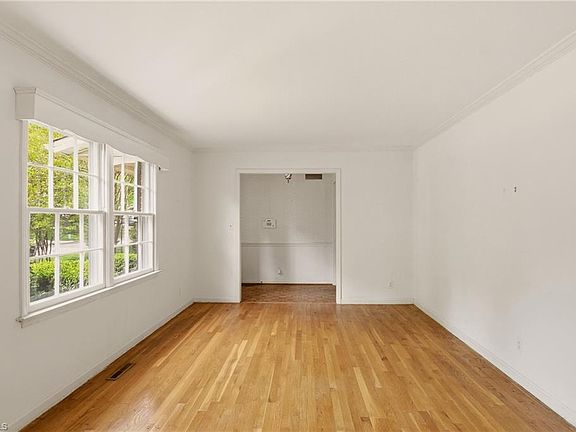 2nd image of 2514 Gracewood Dr
