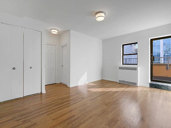 4th image of 121 Madison Ave APT 12E