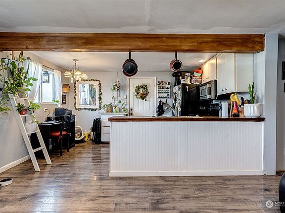 5th image of 1105 E 32nd Street