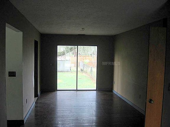 3rd image of 1411 Timberidge Dr