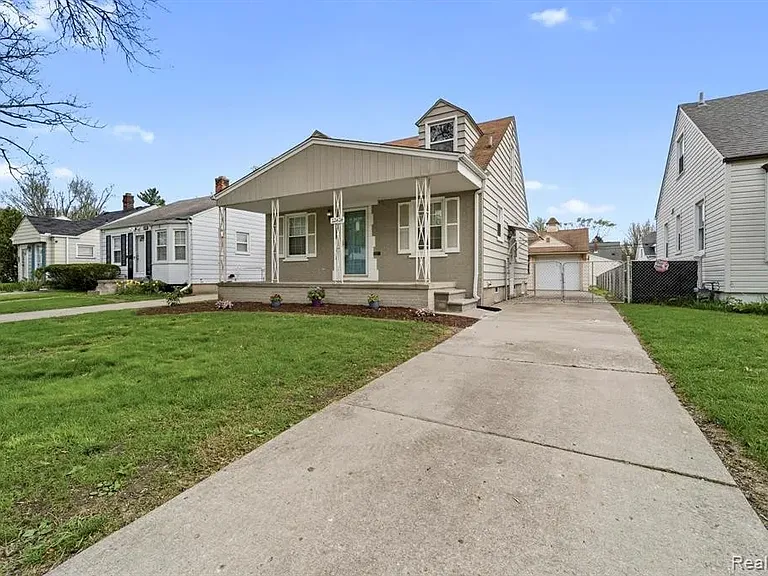 22424 Nowlin St — Photo 2