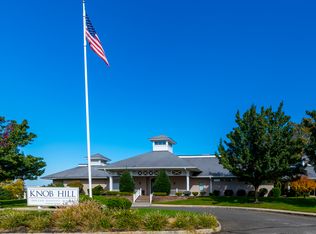 137 Shinnecock Dr, Manalapan, NJ 07726