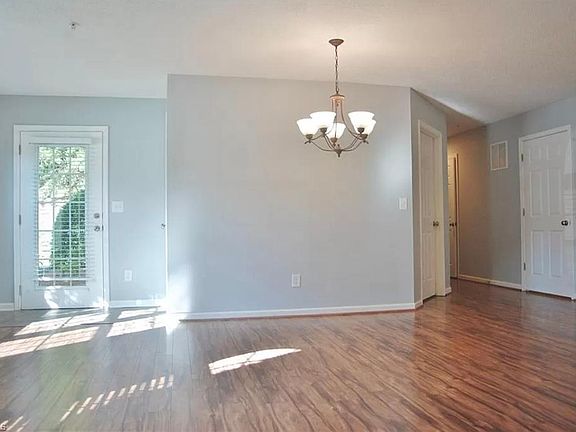 3rd image of 4306 Timberbrooke Dr APT 1A