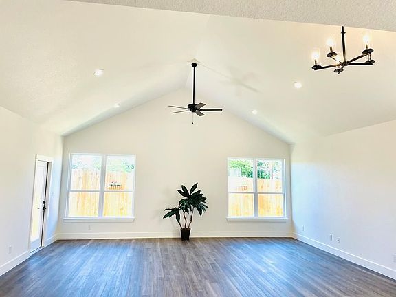 2nd image of 706 Cirrus Ln