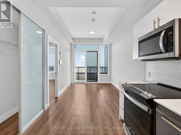 80 Bond St E #1807, Oshawa, ON L1G 0E6