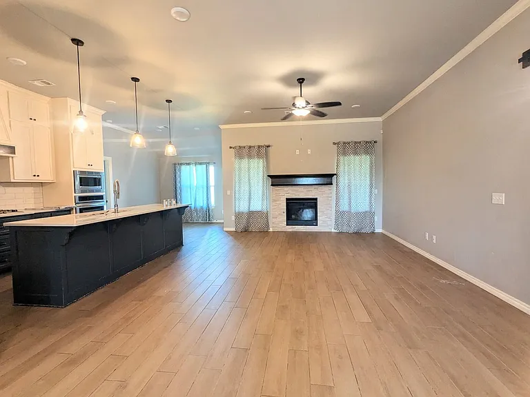 15808 Iron Ridge Rd — Photo 2
