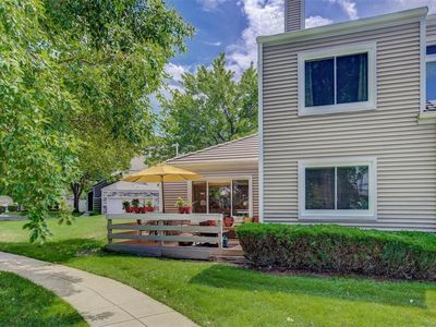 2284 S Yosemite Cir, Denver, CO, 80231