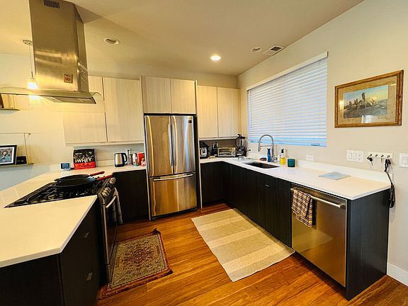 3rd image of 1359 Zenobia St