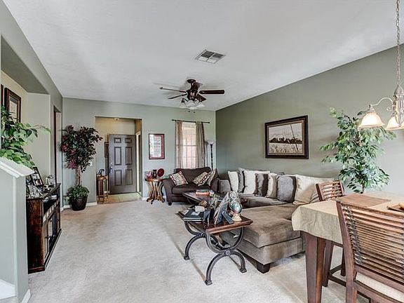 5th image of 1261 Priory Cir