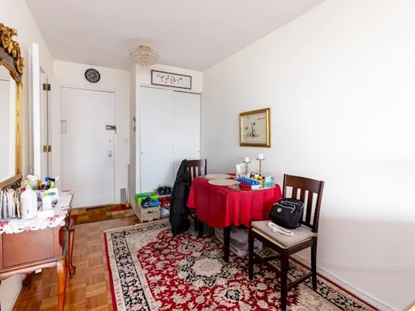 117 East 57th Street image 15 of 15