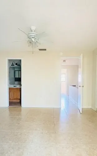125 Kingsway Photo 1