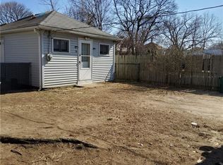 72 74 Huron St, Warwick, RI 02889